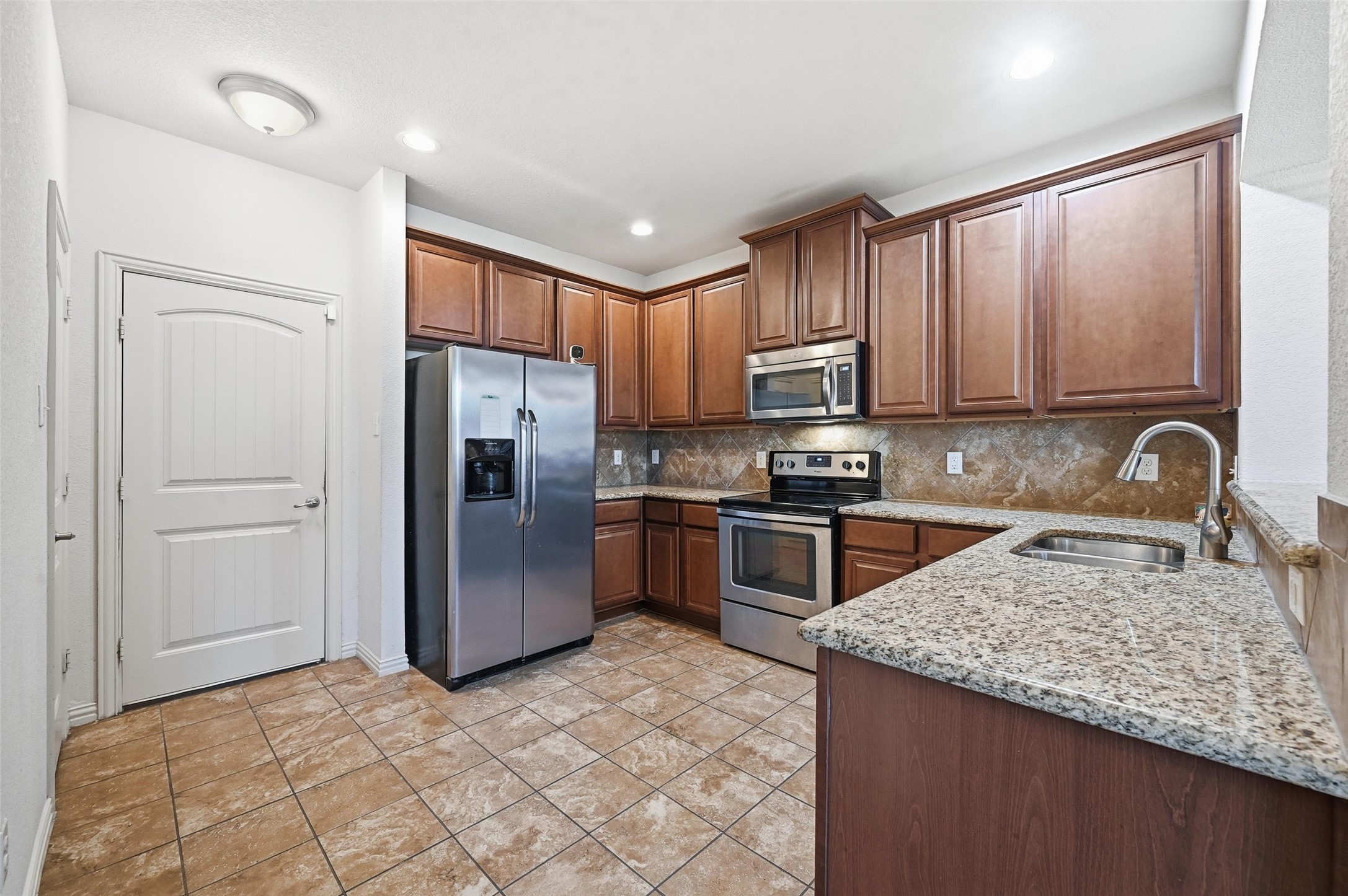 6913 Sandshell Boulevard Fort Worth TX 76137