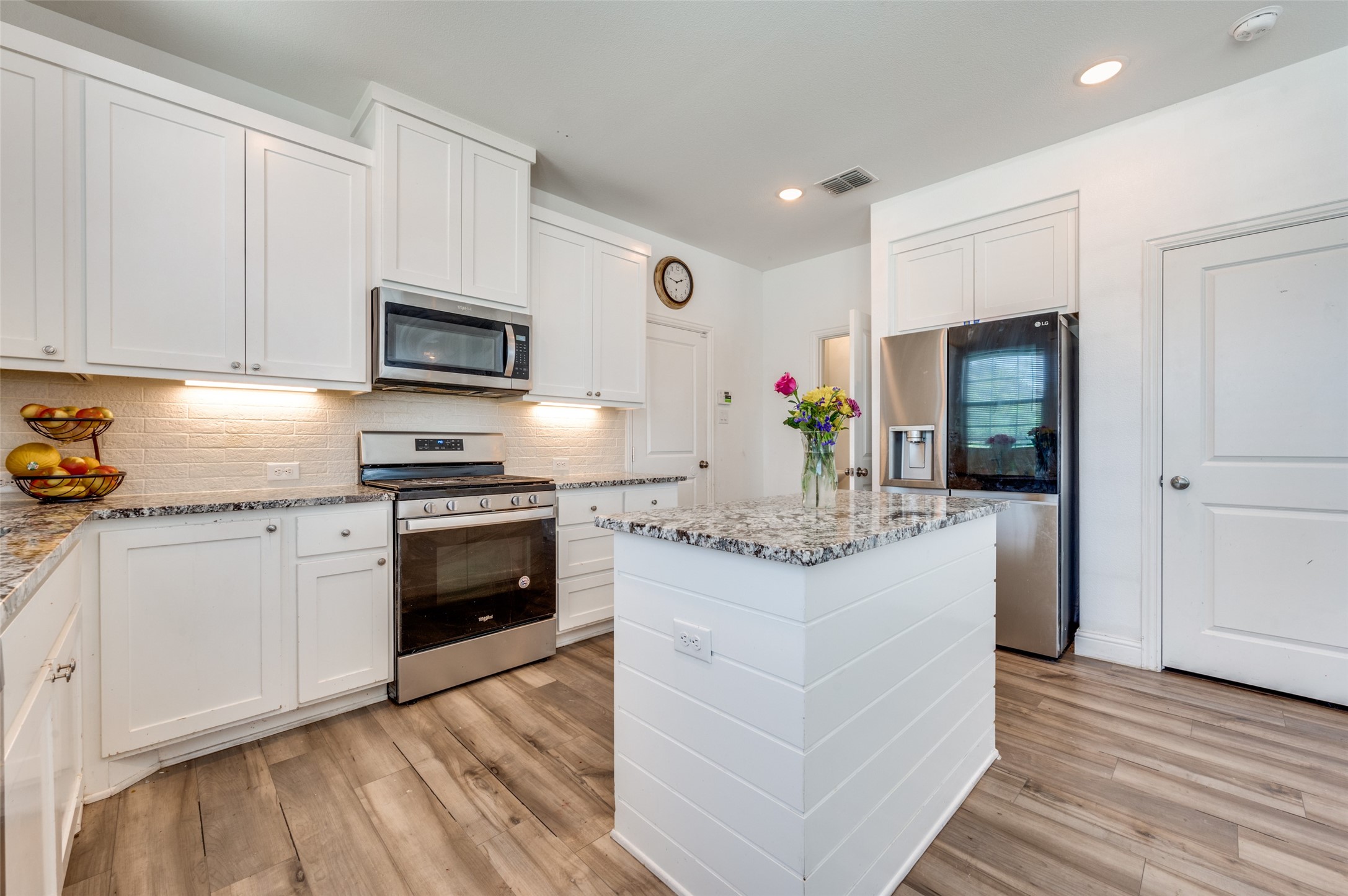 4567 Cypress Thorn Drive Arlington TX 76005