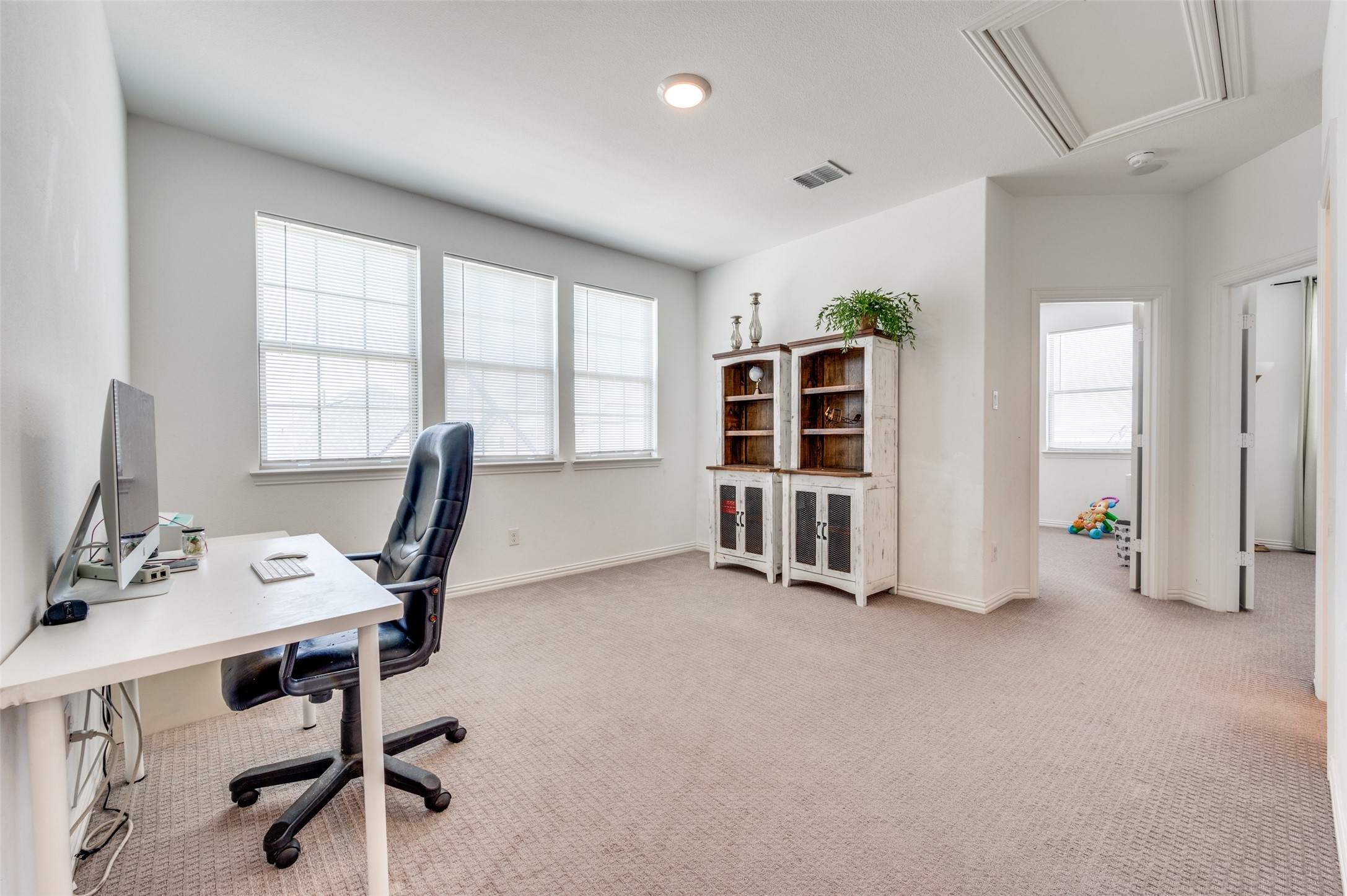 4567 Cypress Thorn Drive Arlington TX 76005