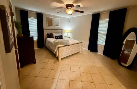 832 Chateau Valee Circle Bedford TX 76022