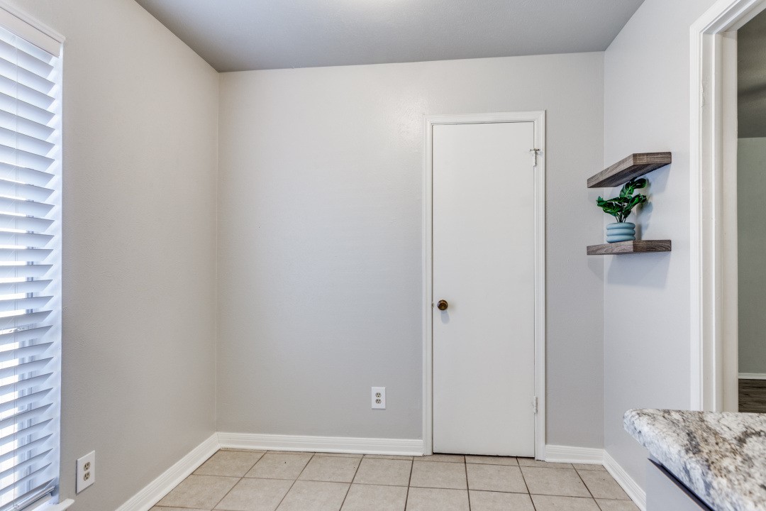 4022 Ridglea Country Club Drive Fort Worth TX 76126