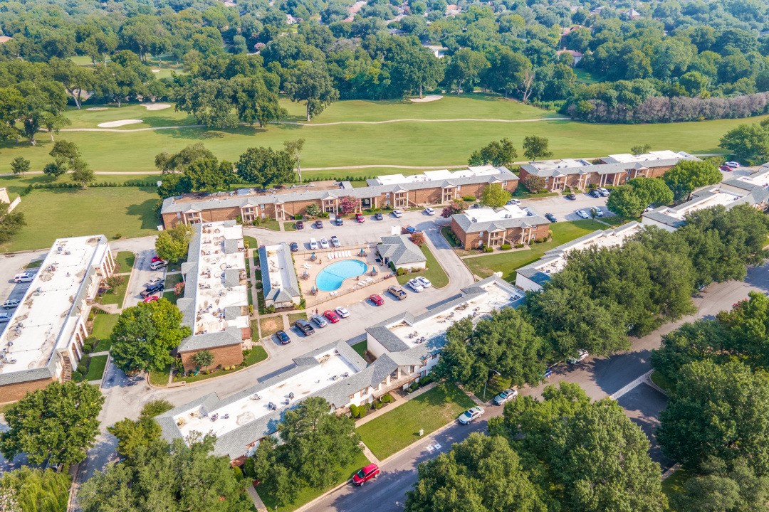 4022 Ridglea Country Club Drive Fort Worth TX 76126