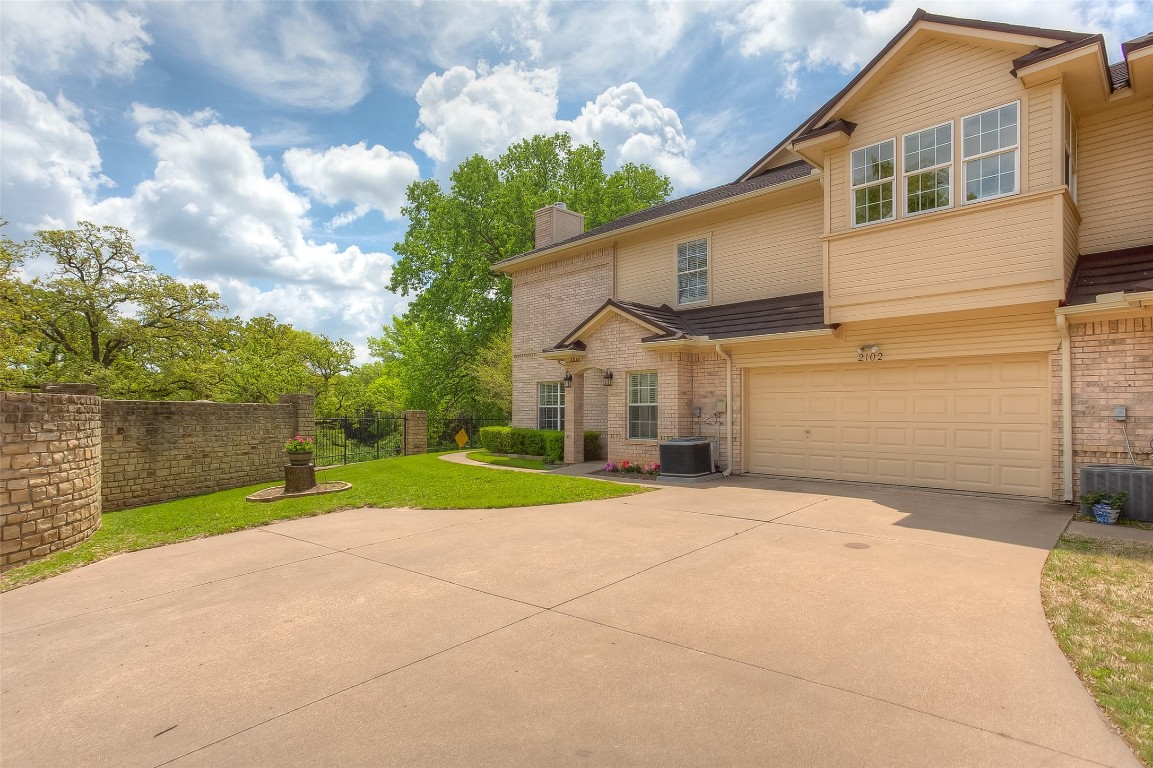 2102 Lakeforest Drive Weatherford TX 76087