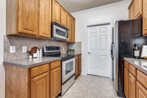 252 Turnberry Lane Lewisville TX 75067