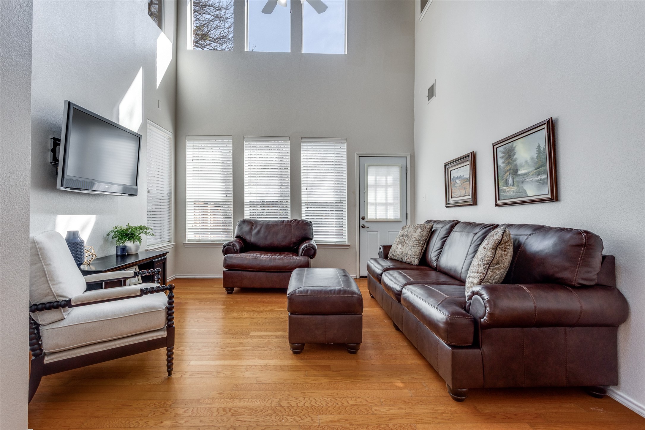 252 Turnberry Lane Lewisville TX 75067