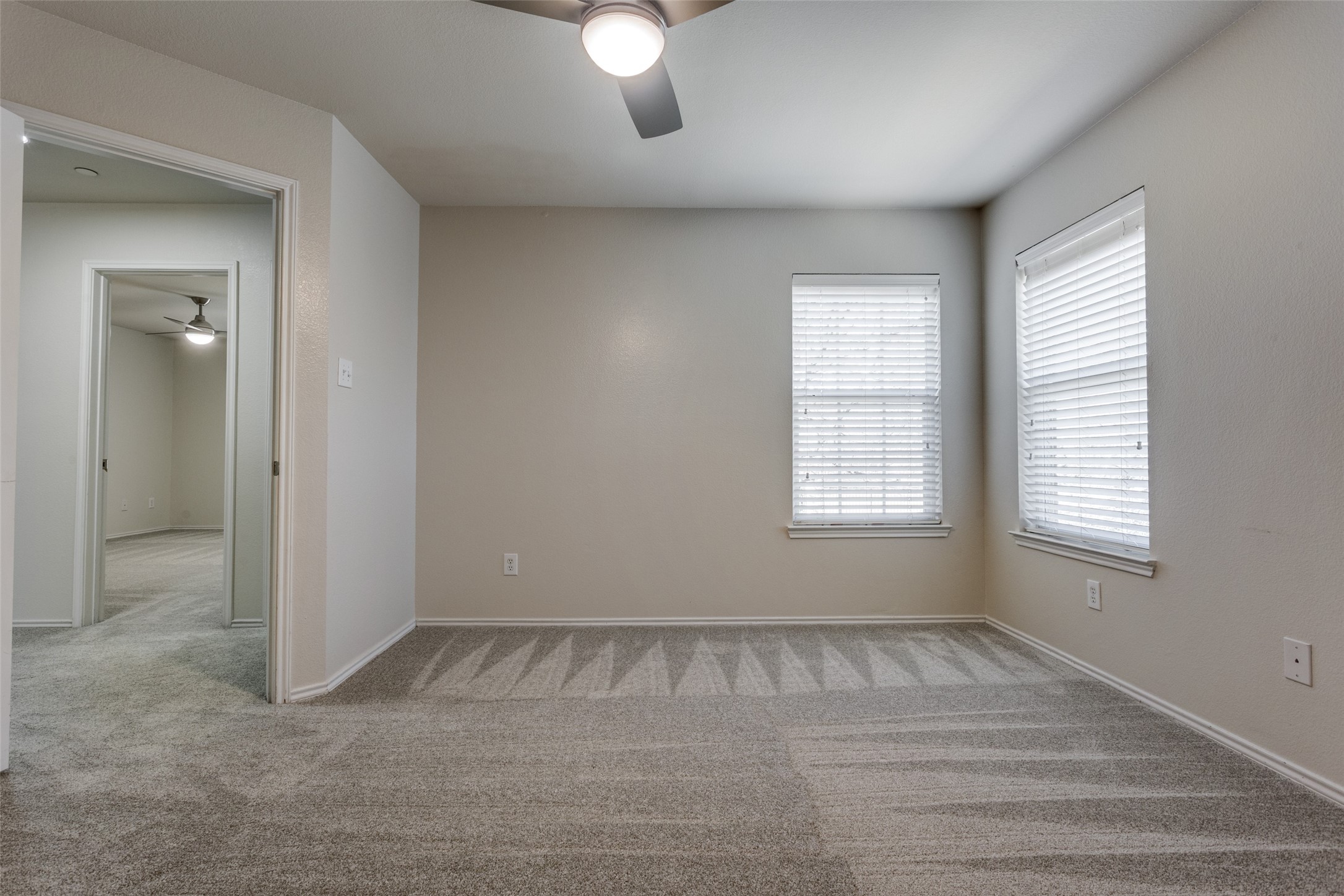252 Turnberry Lane Lewisville TX 75067