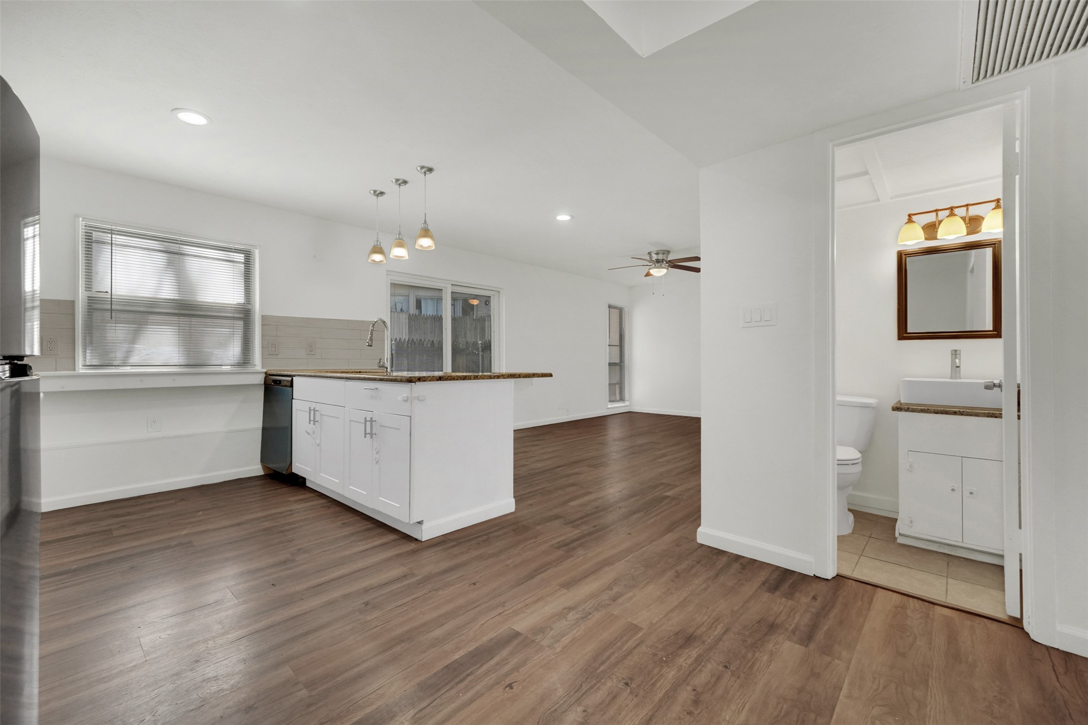 982 S Weatherred Drive Richardson TX 75080