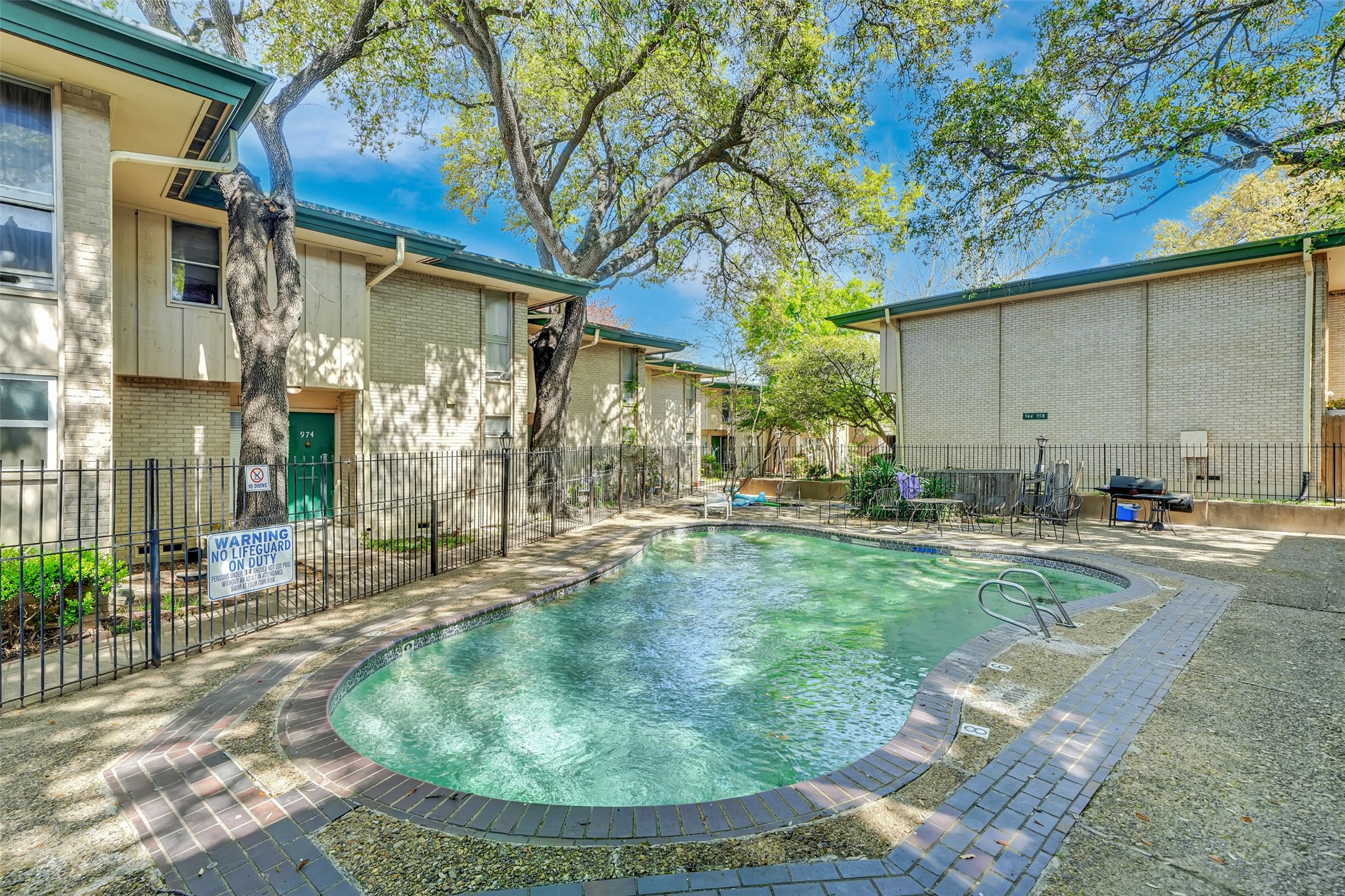 982 S Weatherred Drive Richardson TX 75080
