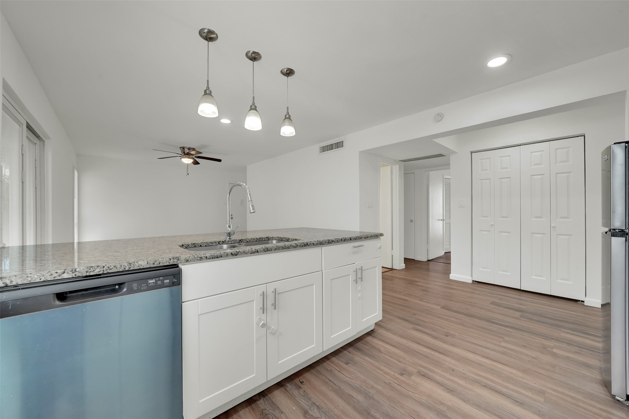 982 S Weatherred Drive Richardson TX 75080