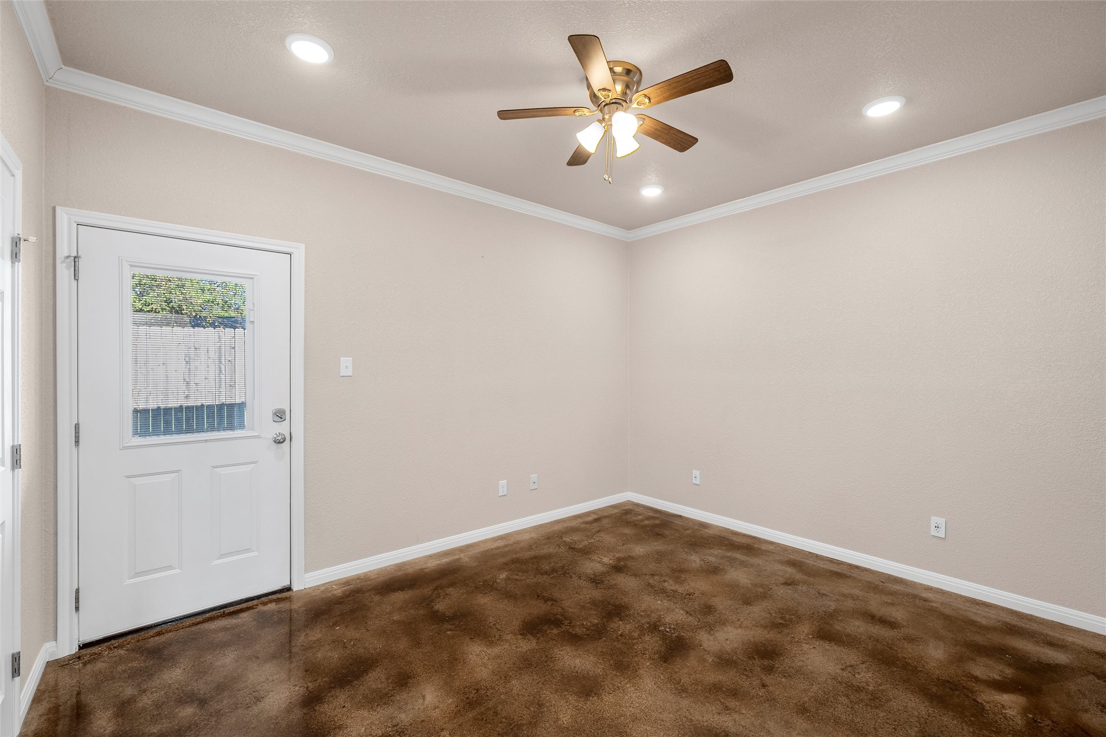 402 Spring Street Mcgregor TX 76657