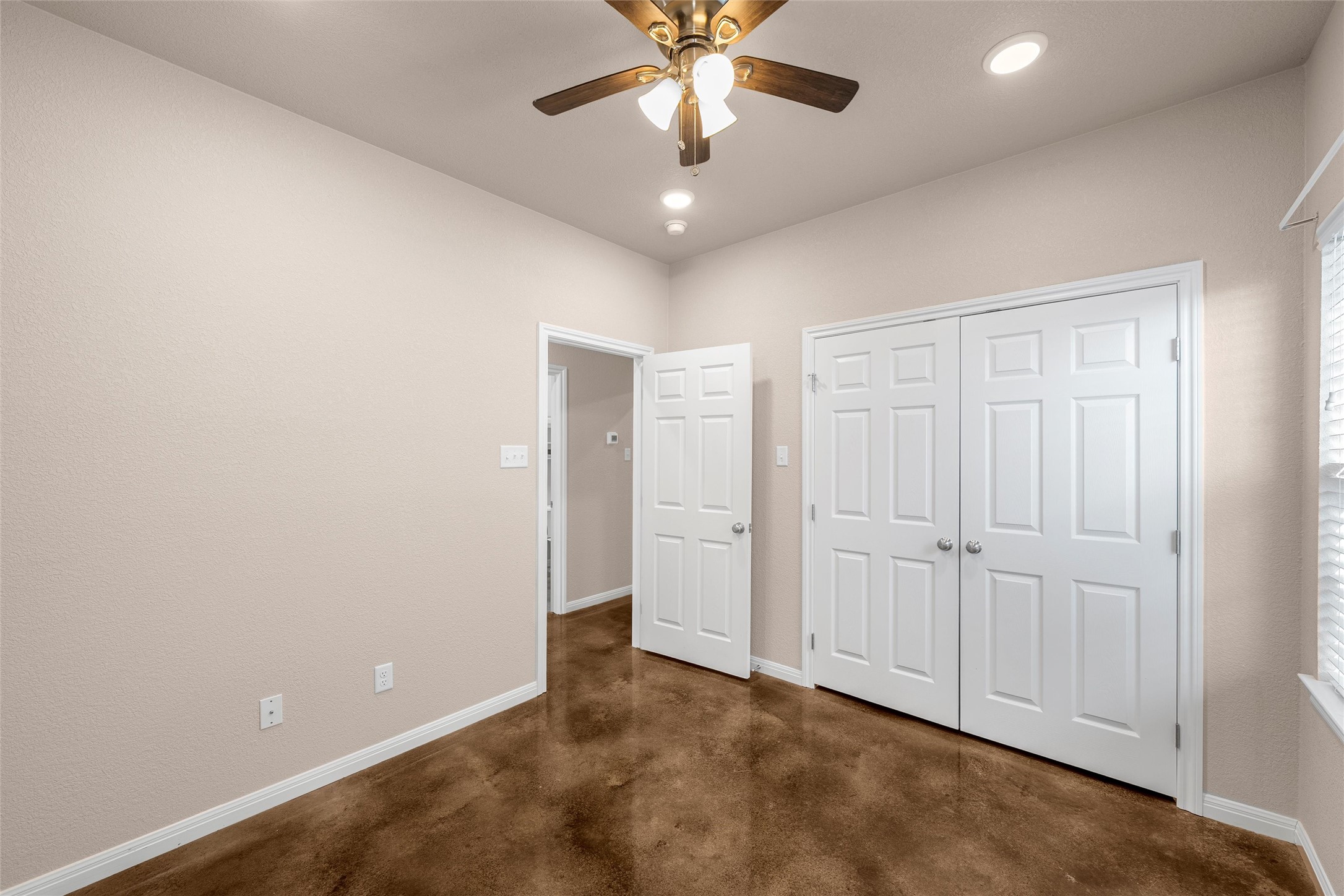 402 Spring Street Mcgregor TX 76657