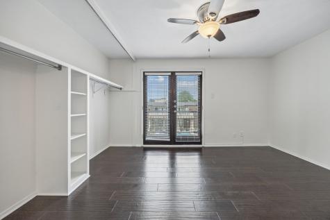 5916 Sandhurst Lane Dallas TX 75206