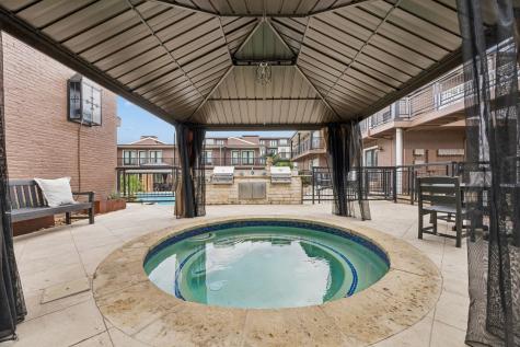 5916 Sandhurst Lane Dallas TX 75206