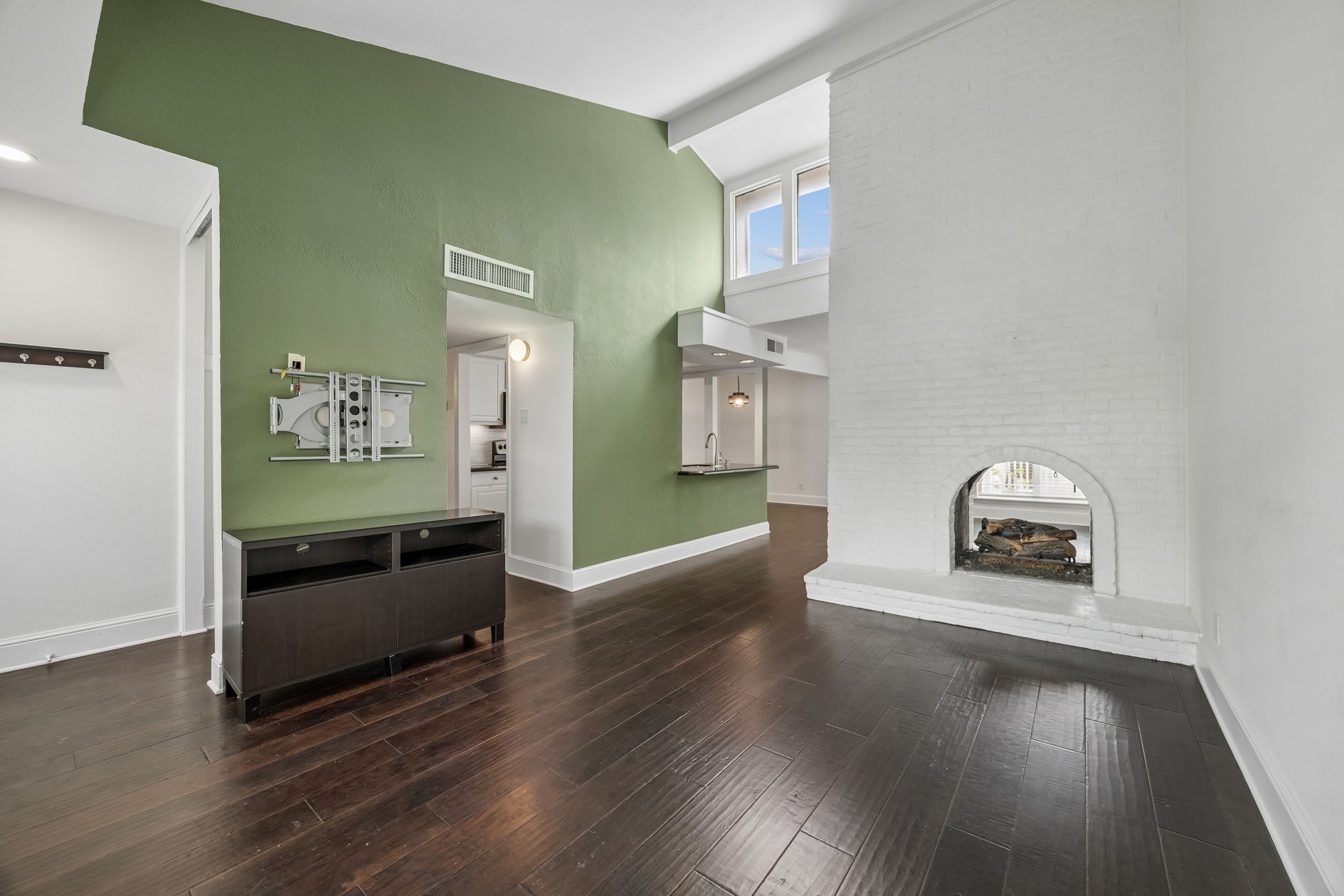 5916 Sandhurst Lane Dallas TX 75206