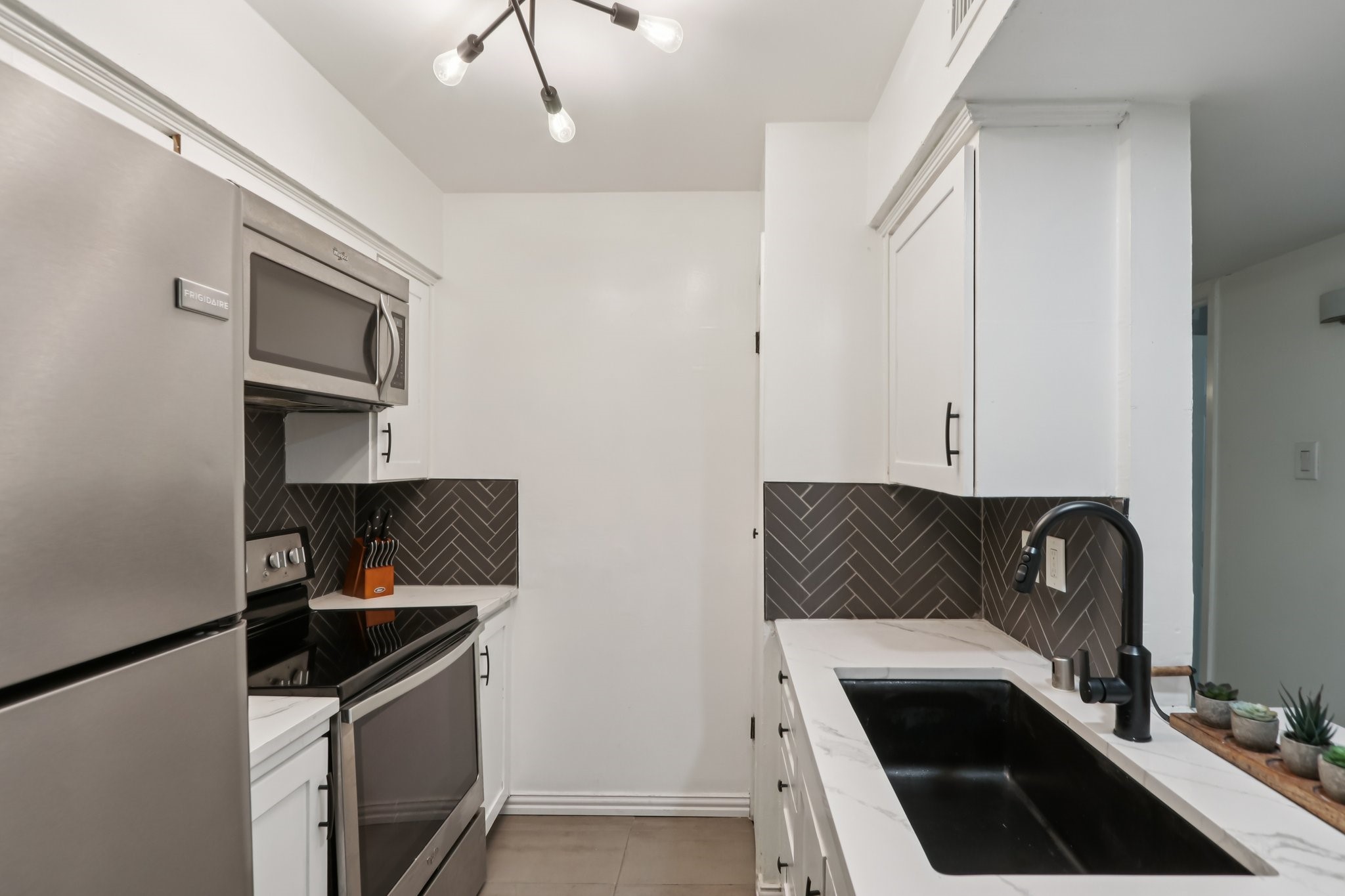 4859 Cedar Springs Road Dallas TX 75219