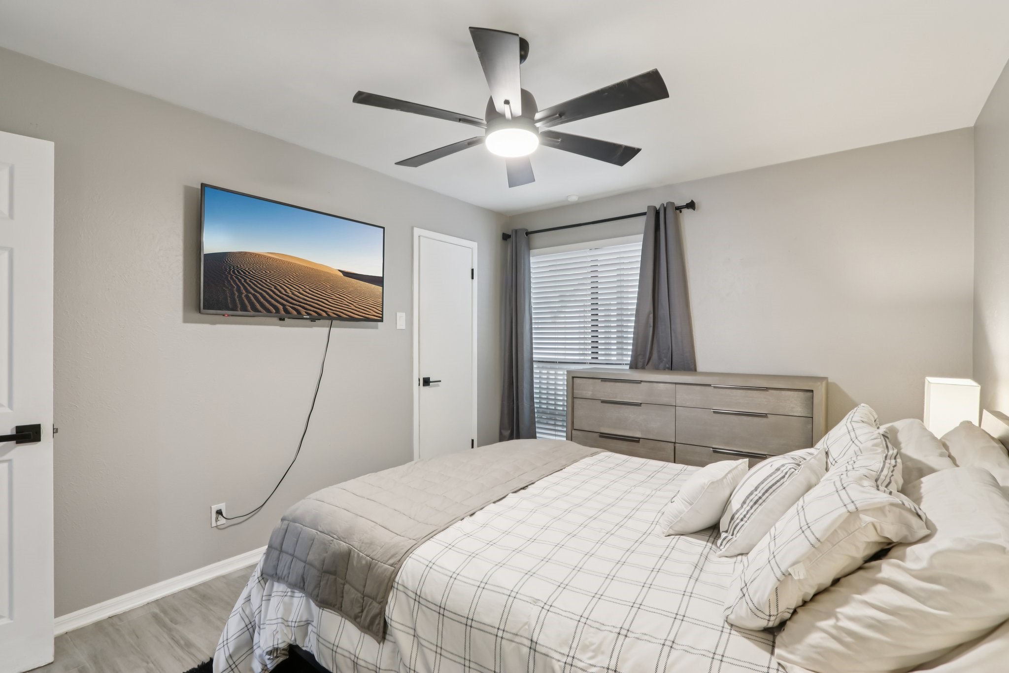 4859 Cedar Springs Road Dallas TX 75219