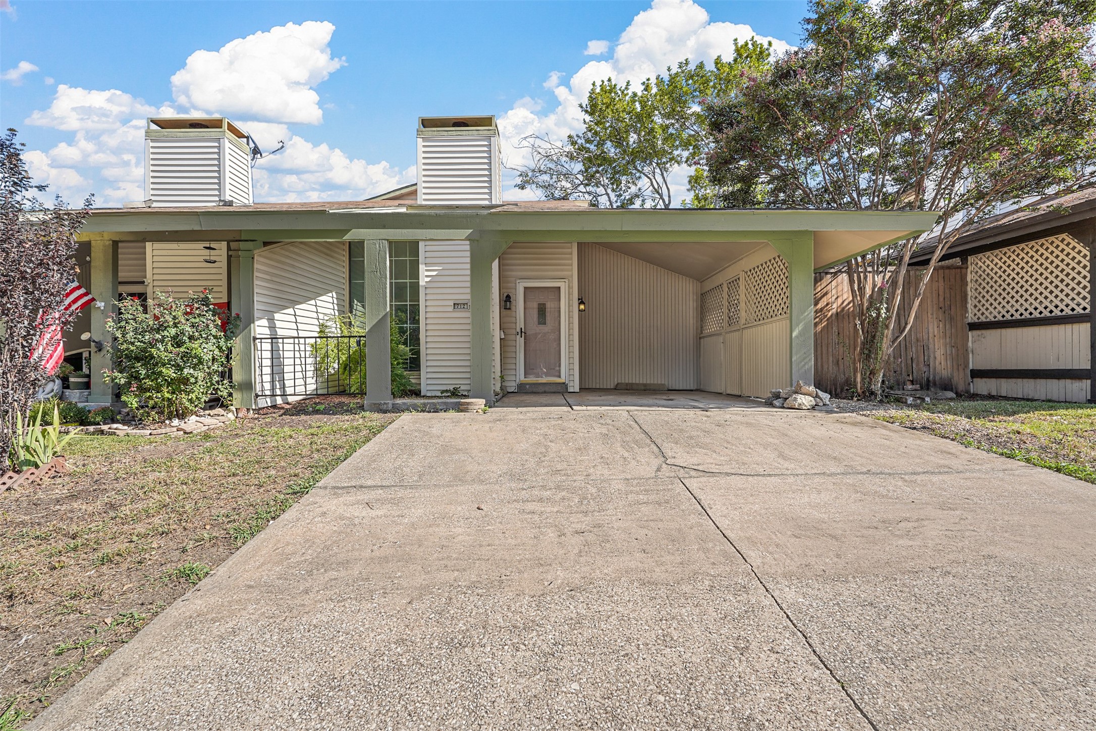 712 Ticonderoga Drive Garland TX 75043