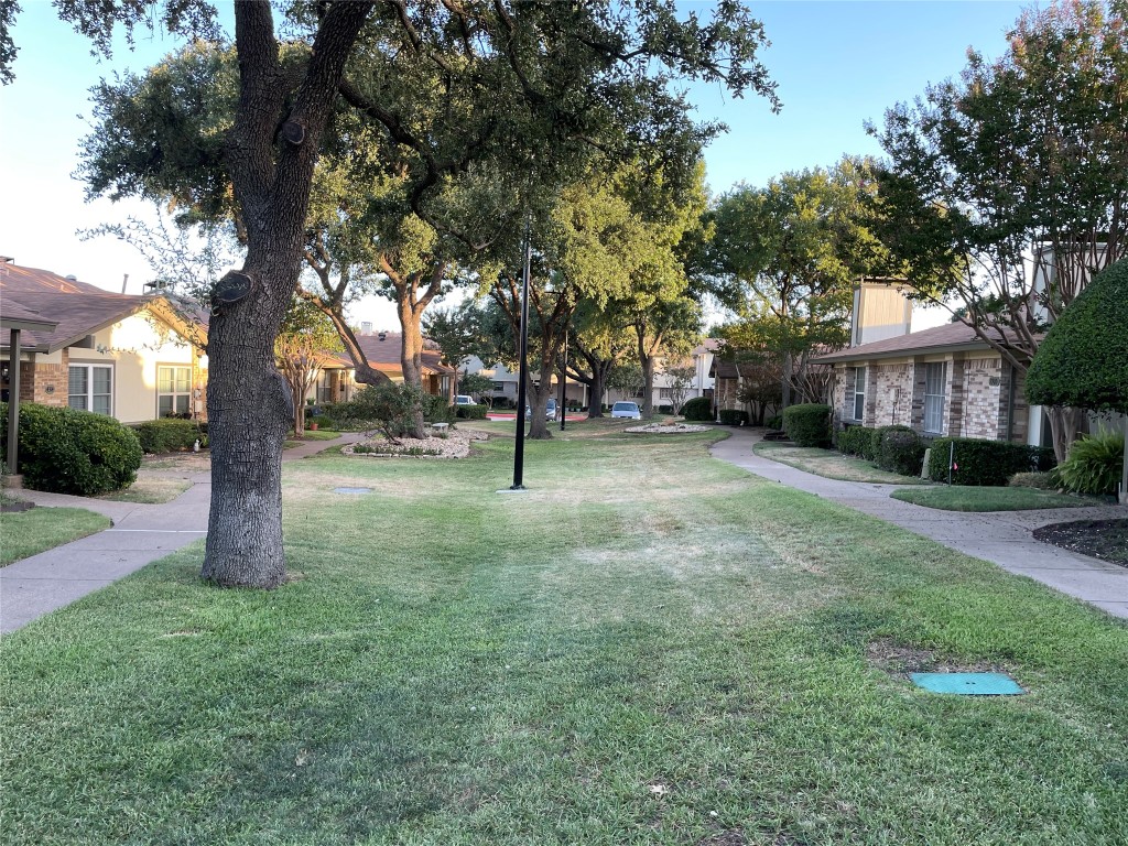 1914 Cobblestone Lane Garland TX 75042