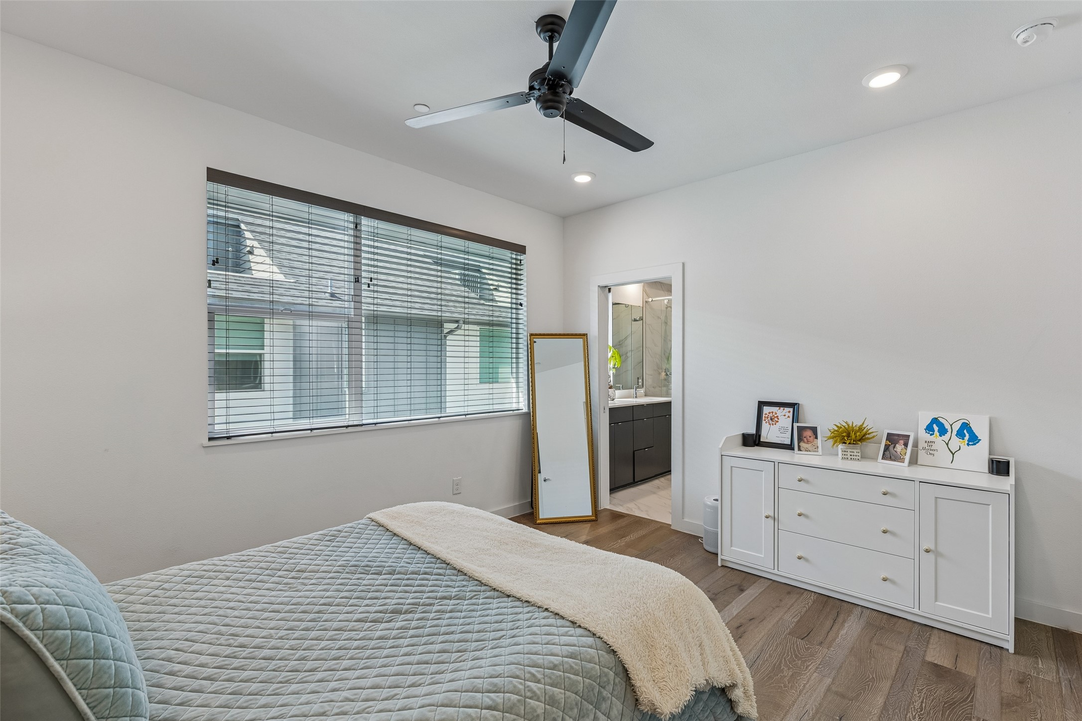 5018 Bryan Street Dallas TX 75206
