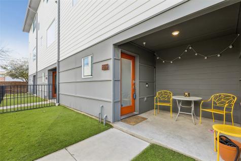 5018 Bryan Street Dallas TX 75206