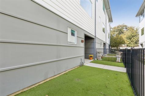 5018 Bryan Street Dallas TX 75206