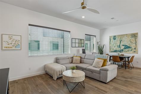 5018 Bryan Street Dallas TX 75206