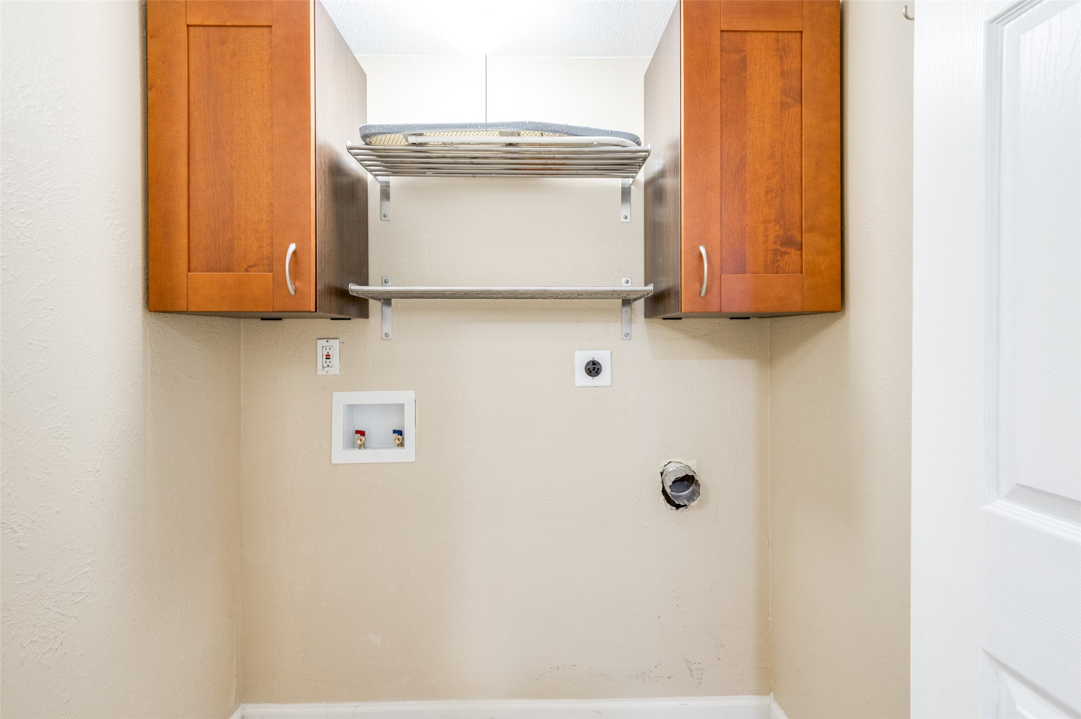 2111 Via Catalina Carrollton TX 75006