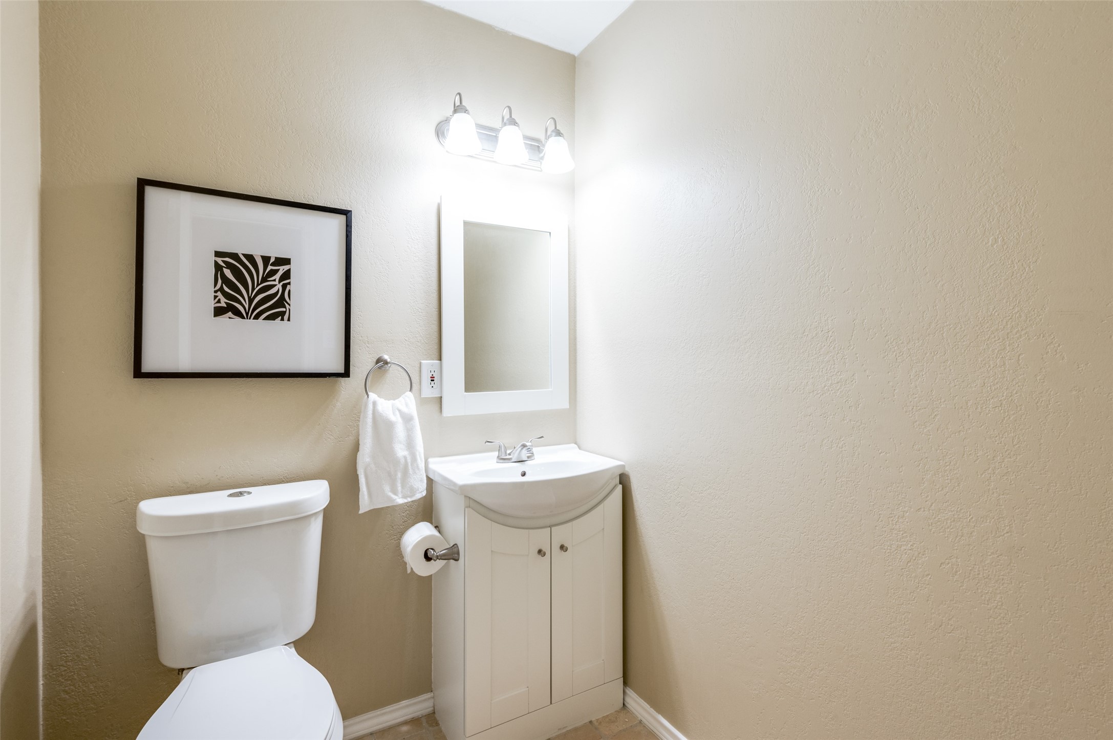 2111 Via Catalina Carrollton TX 75006