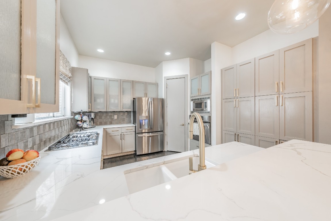 3905 Wycliff Avenue Dallas TX 75219