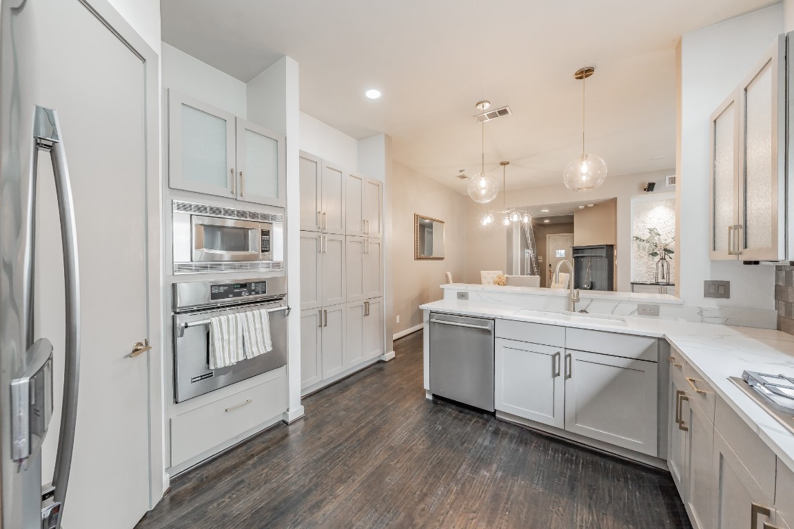 3905 Wycliff Avenue Dallas TX 75219