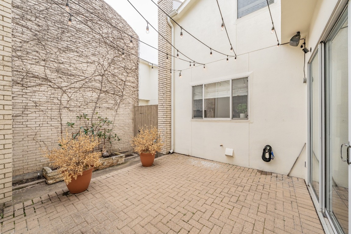 3905 Wycliff Avenue Dallas TX 75219