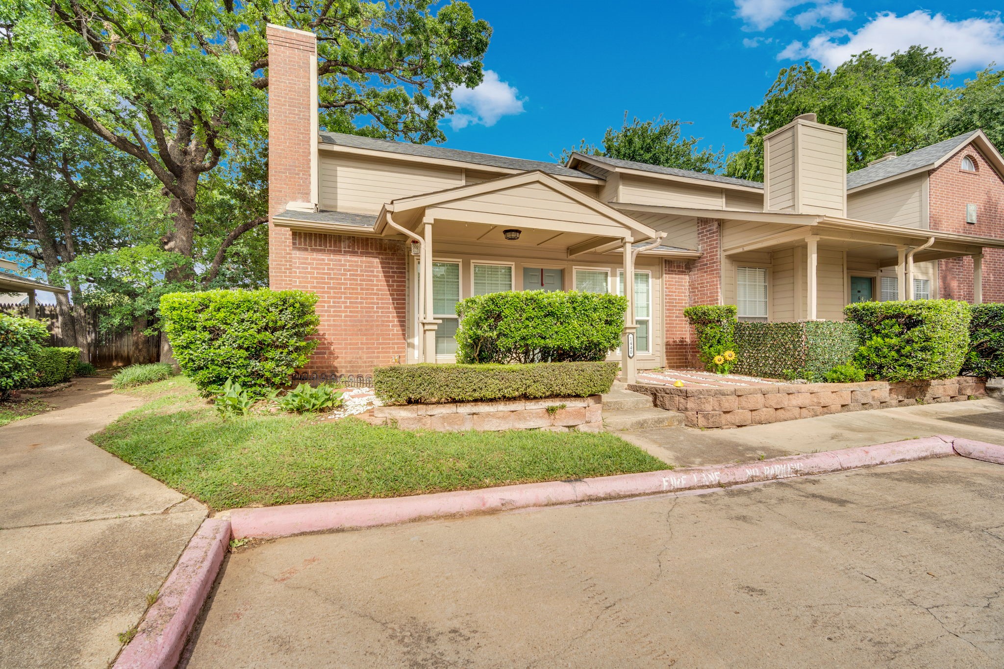 1440 Meadowood Village Drive Fort Worth TX 76120