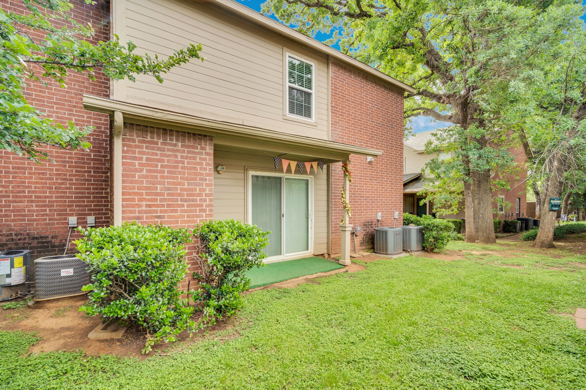 1440 Meadowood Village Drive Fort Worth TX 76120