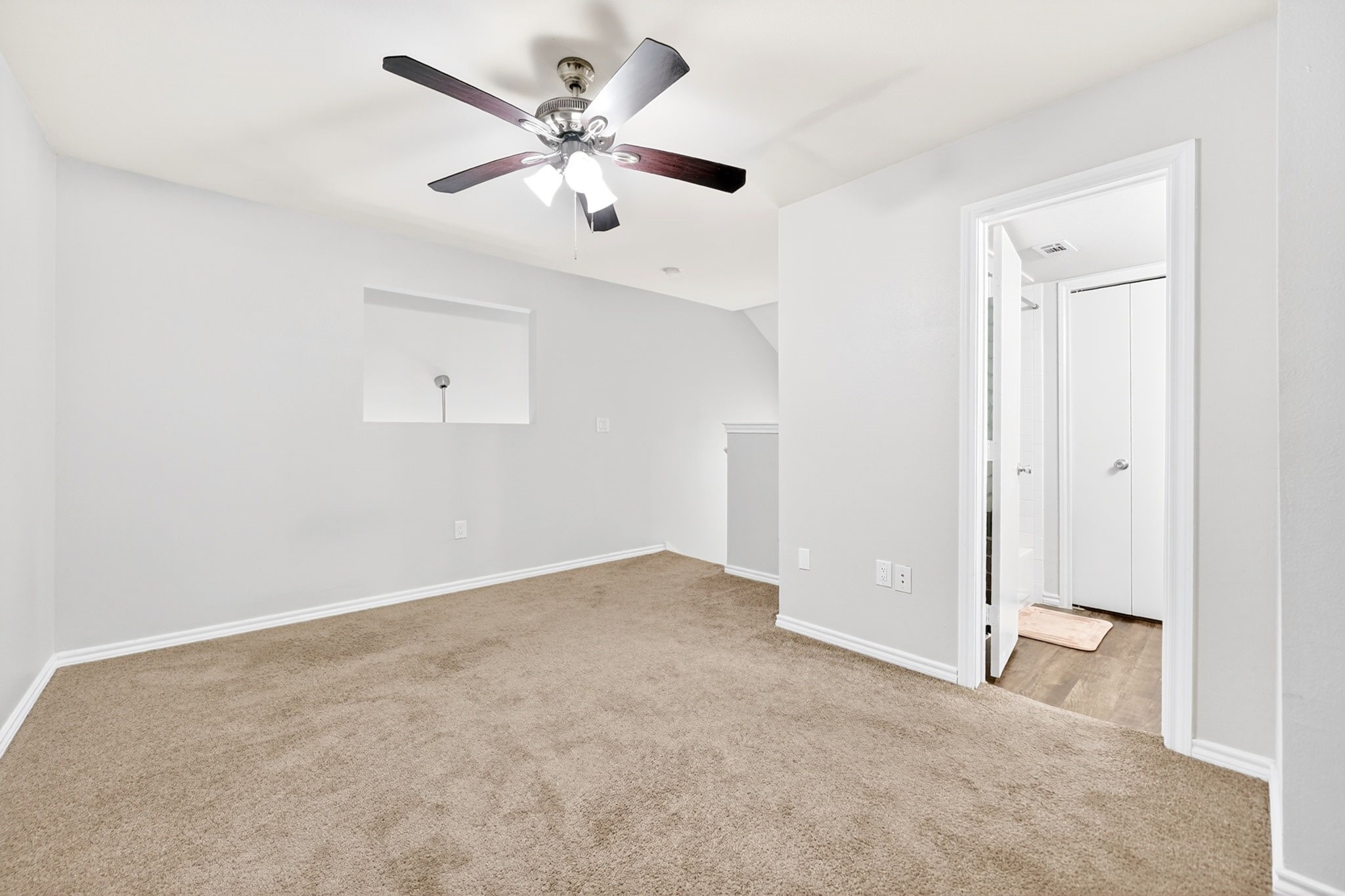 9837 Walnut Street Dallas TX 75243