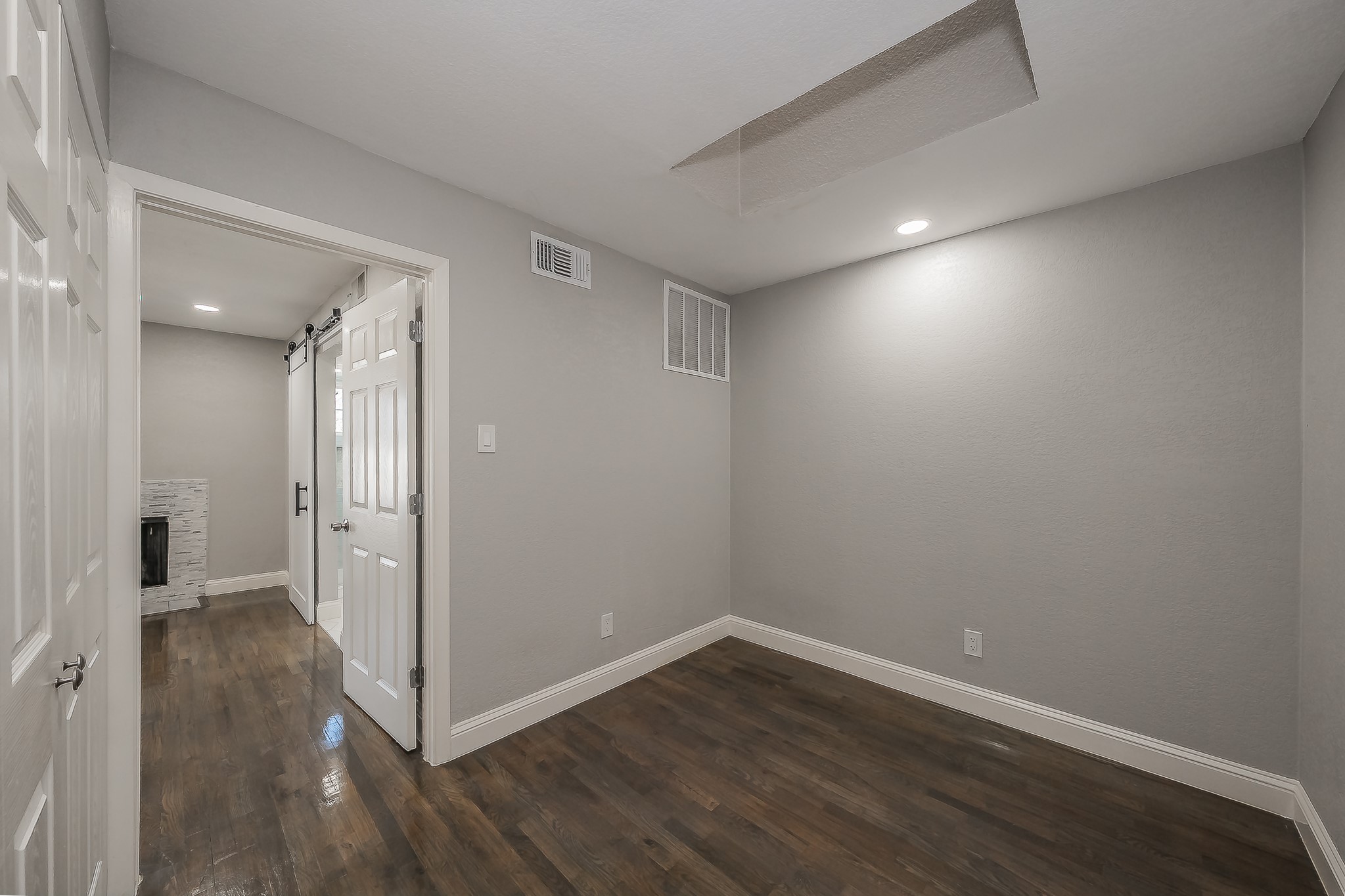 5757 Martel Avenue Dallas TX 75206