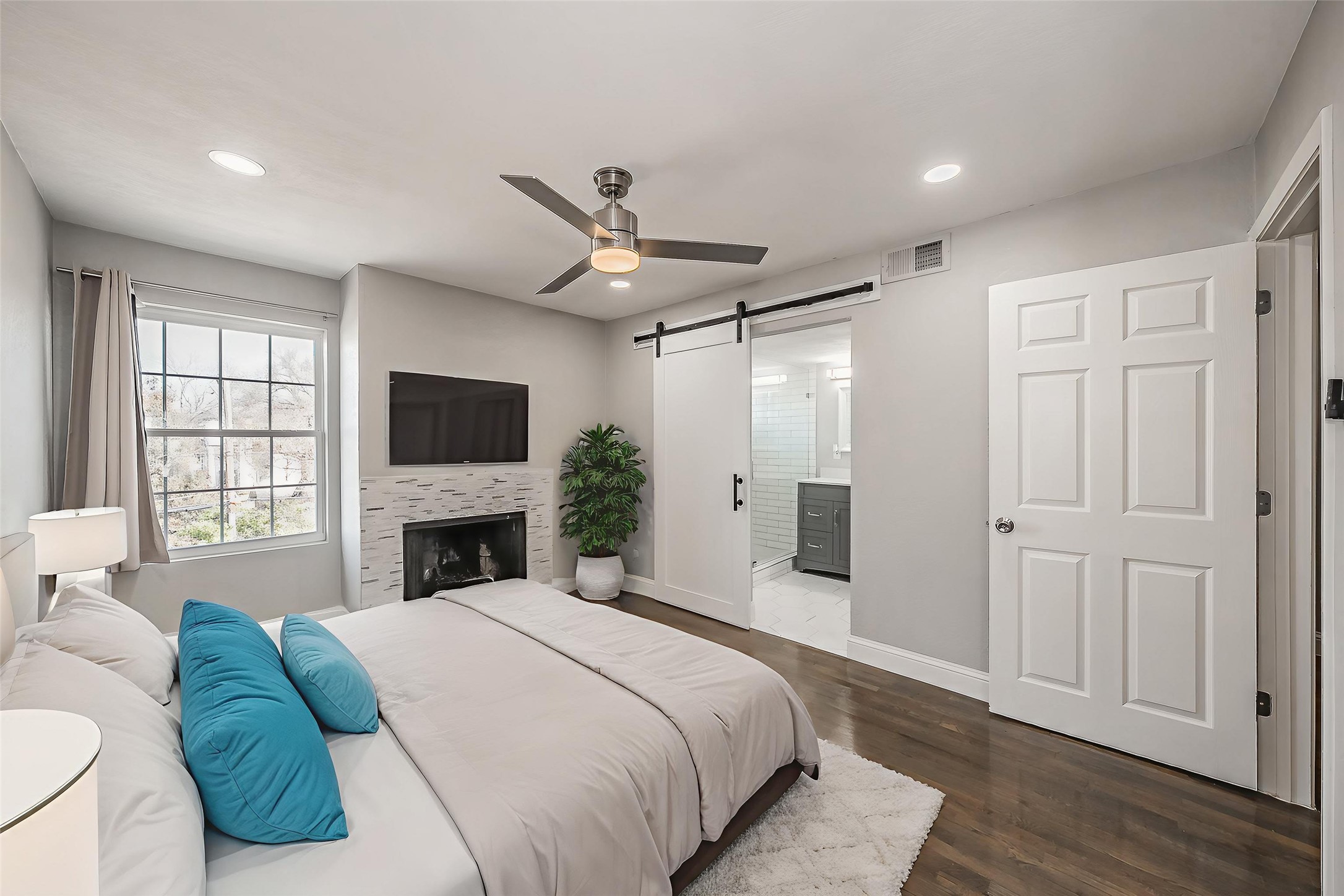 5757 Martel Avenue Dallas TX 75206