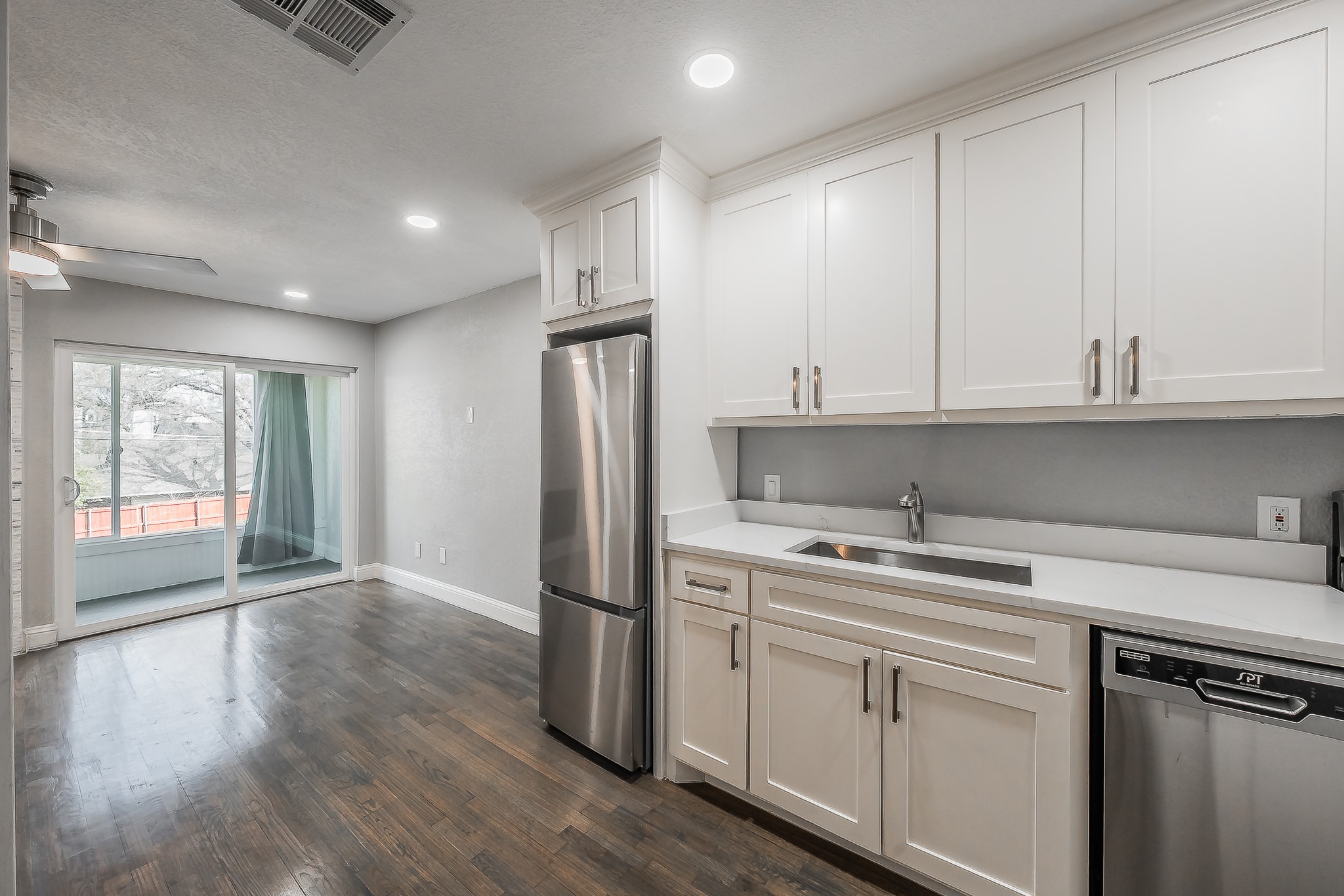 5757 Martel Avenue Dallas TX 75206