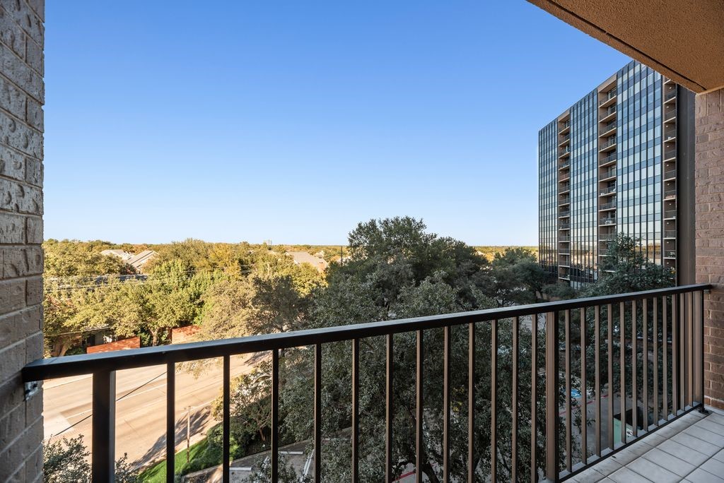 5200 Keller Springs Road Dallas TX 75248