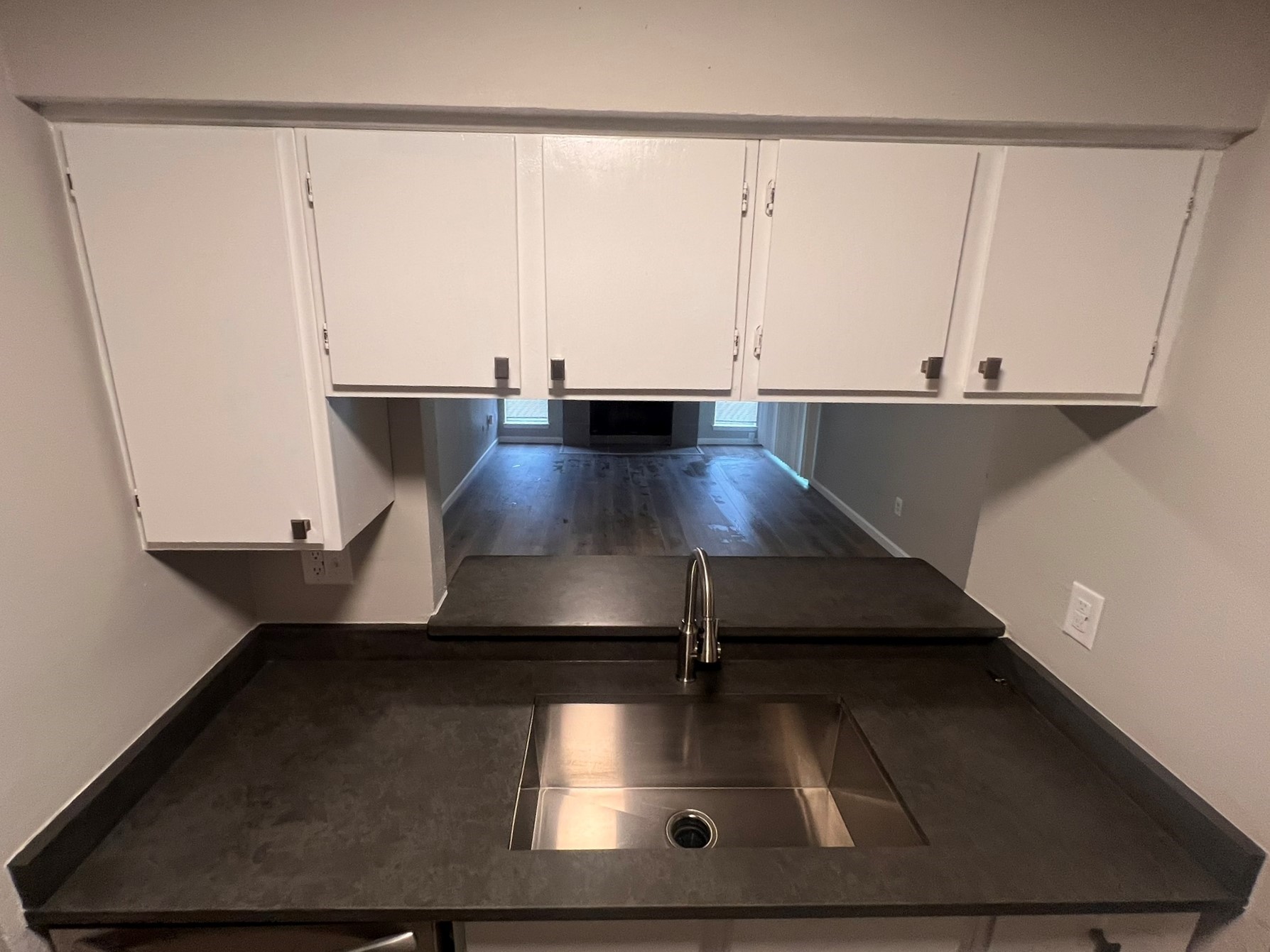 6050 Melody Lane Dallas TX 75231
