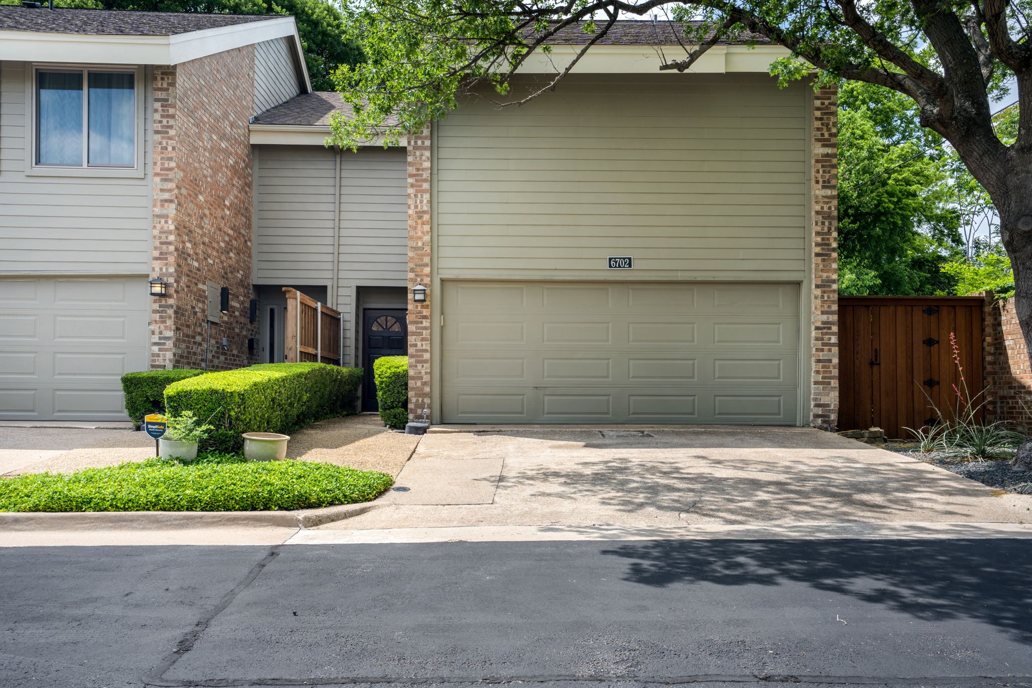 6702 E Northwest Highway Dallas TX 75231