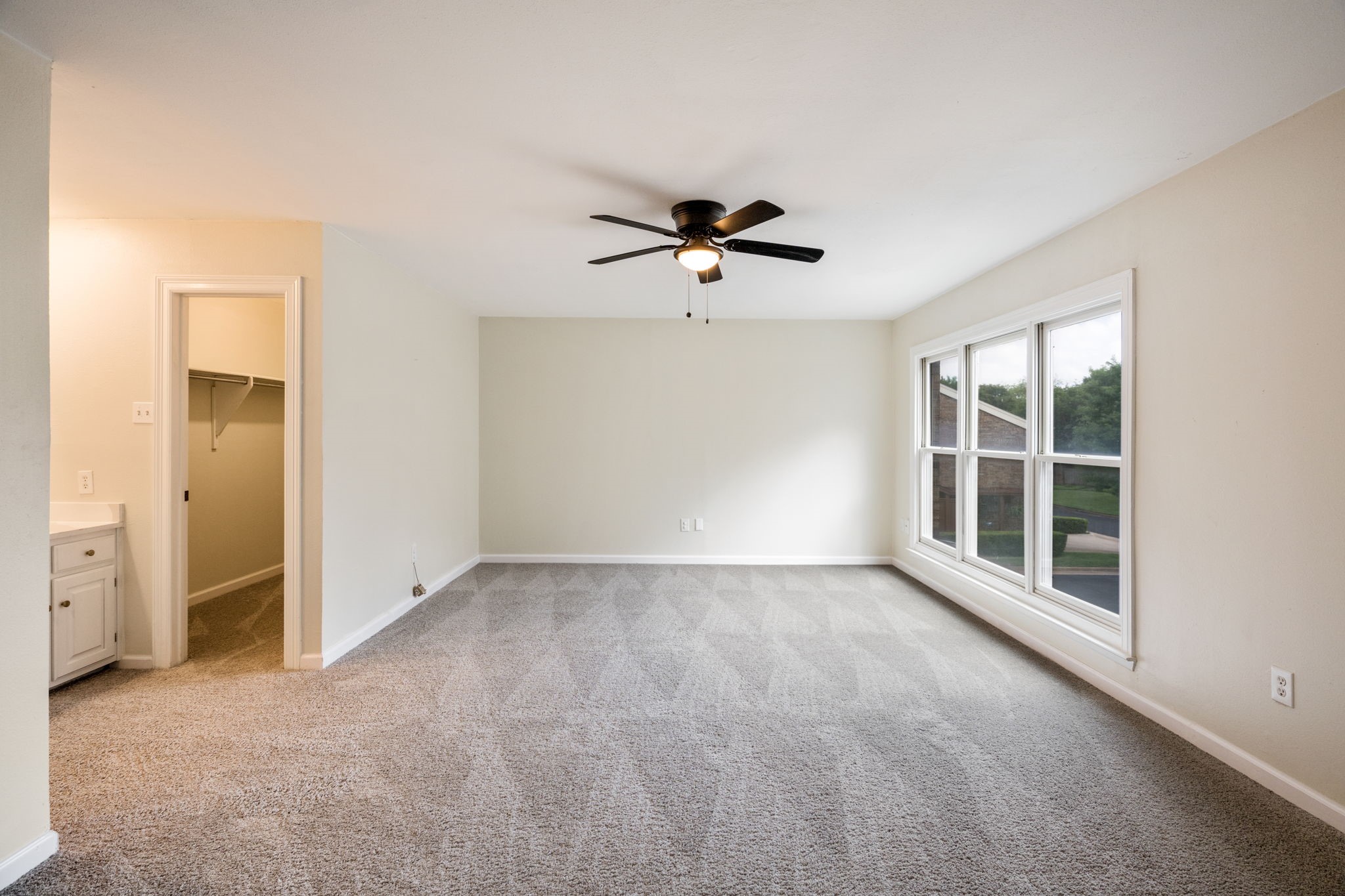 6702 E Northwest Highway Dallas TX 75231