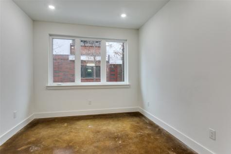 341 College Avenue Fort Worth TX 76104