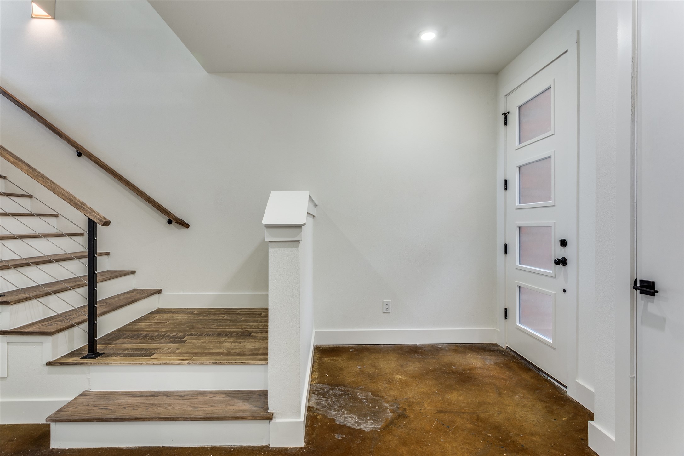 341 College Avenue Fort Worth TX 76104