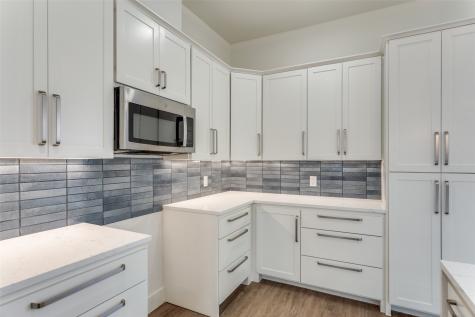 341 College Avenue Fort Worth TX 76104