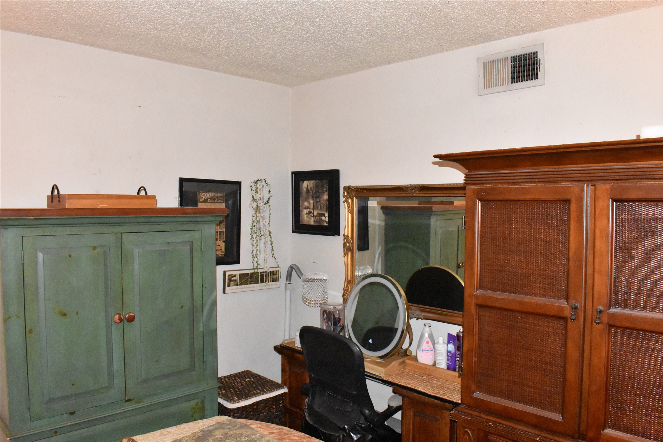 5335 Bent Tree Forest Drive Dallas TX 75248