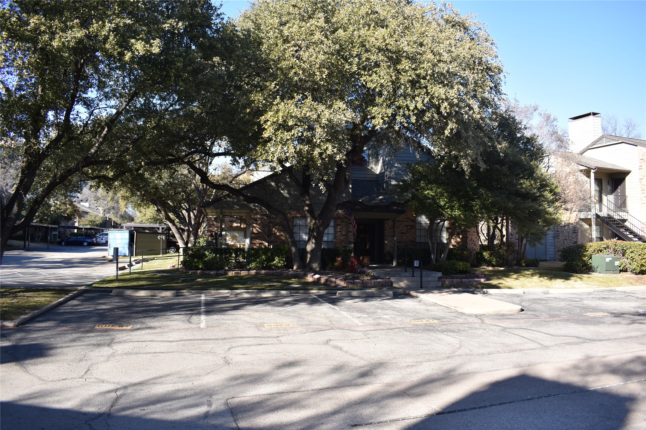 5335 Bent Tree Forest Drive Dallas TX 75248