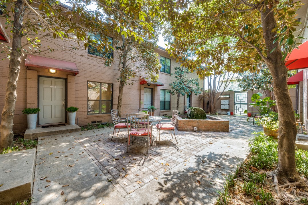4118 Bowser Avenue Dallas TX 75219
