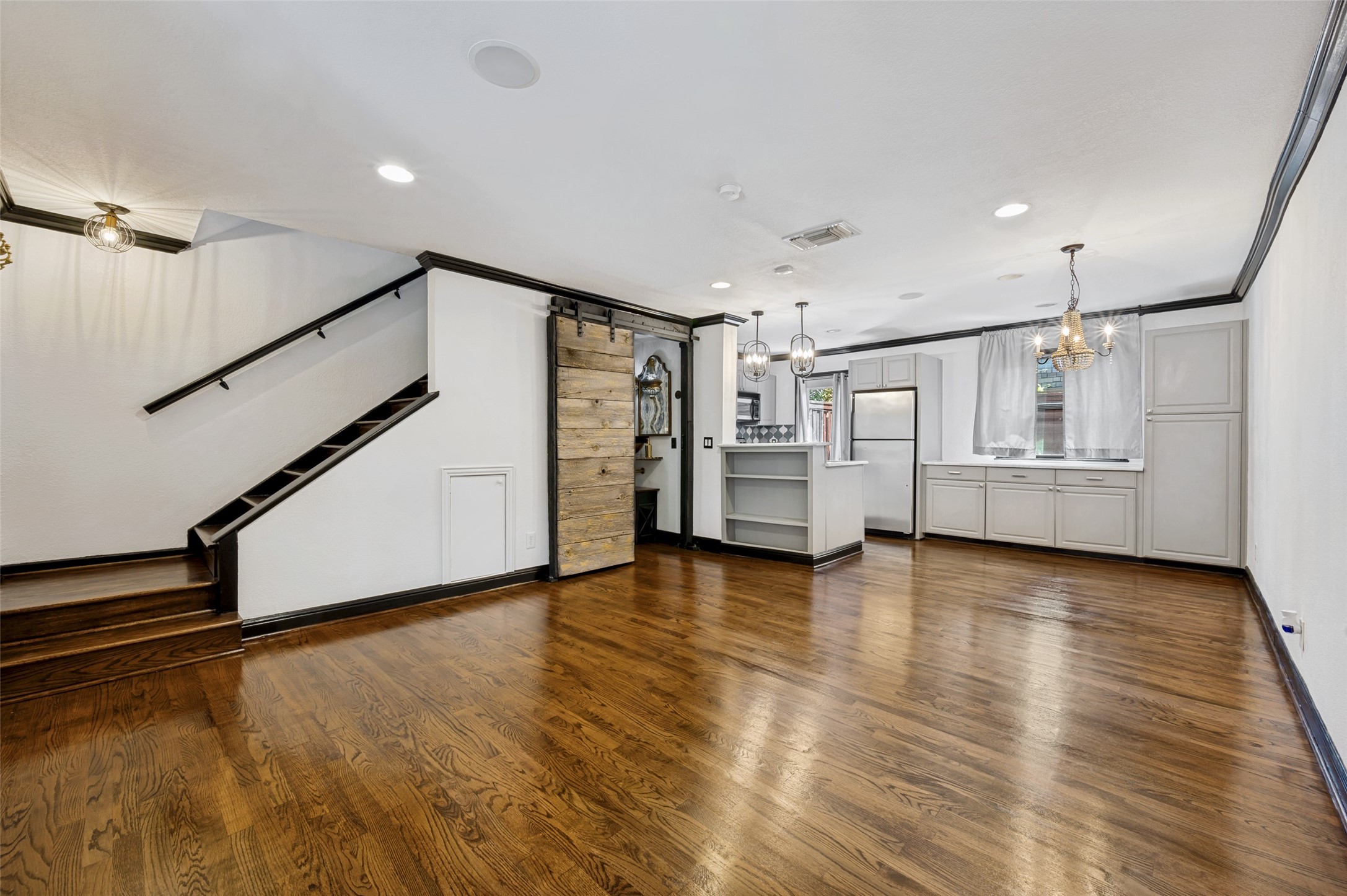4118 Bowser Avenue Dallas TX 75219