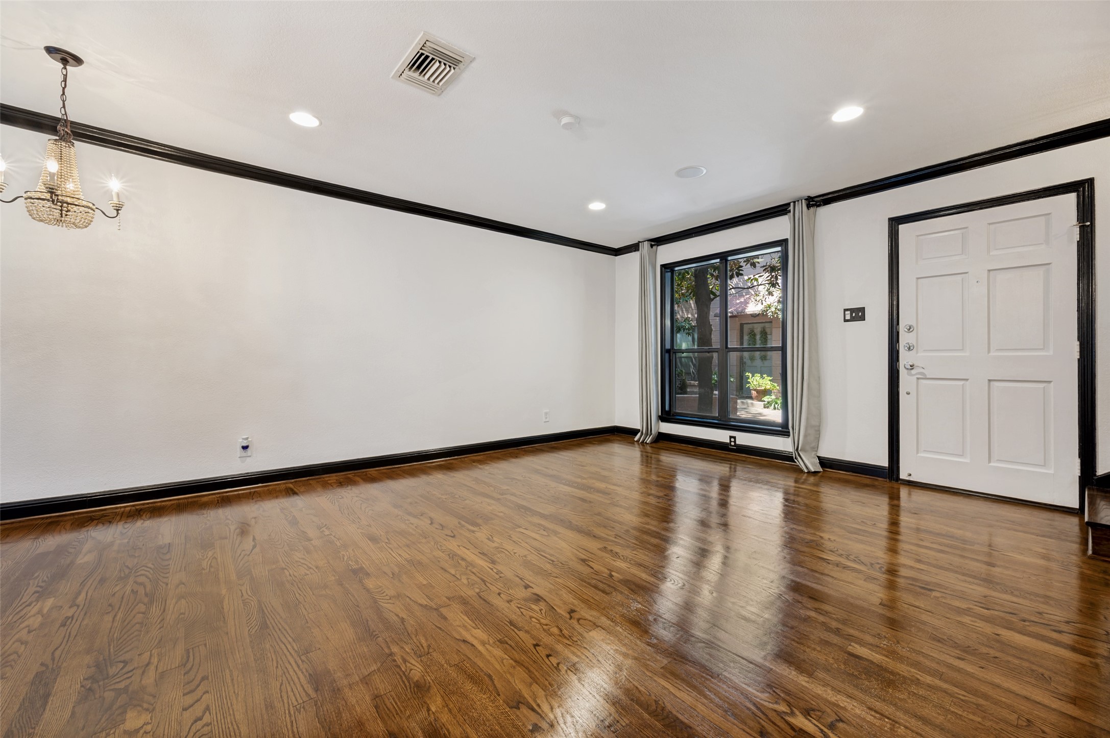 4118 Bowser Avenue Dallas TX 75219