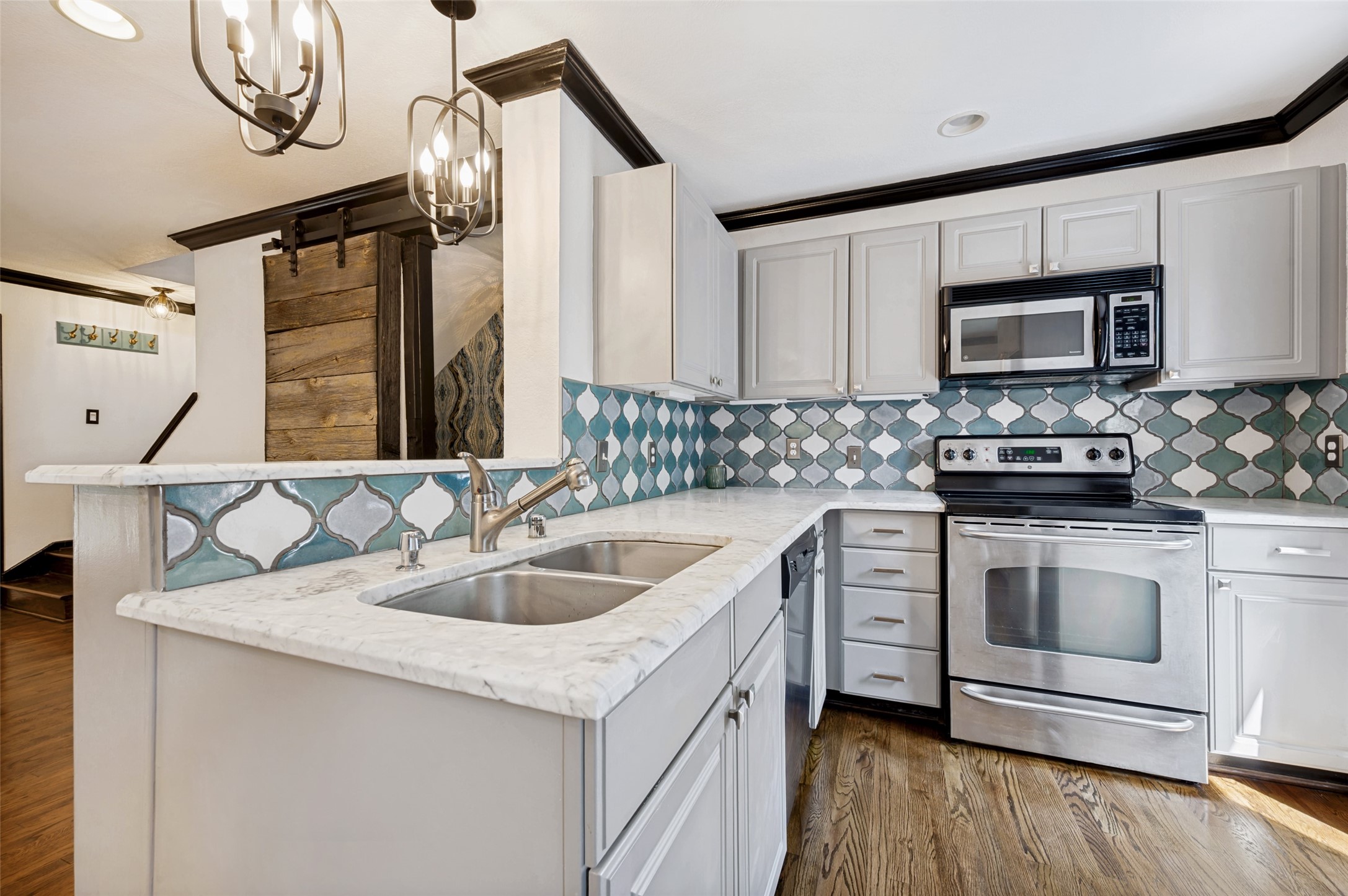 4118 Bowser Avenue Dallas TX 75219